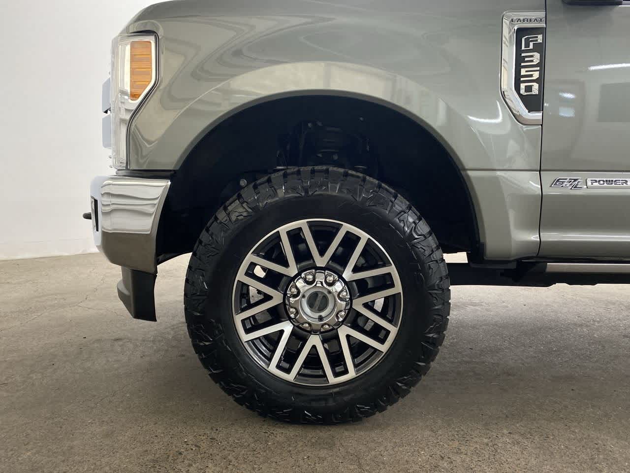 Thumbnail: 2019 Ford F-350 - 11