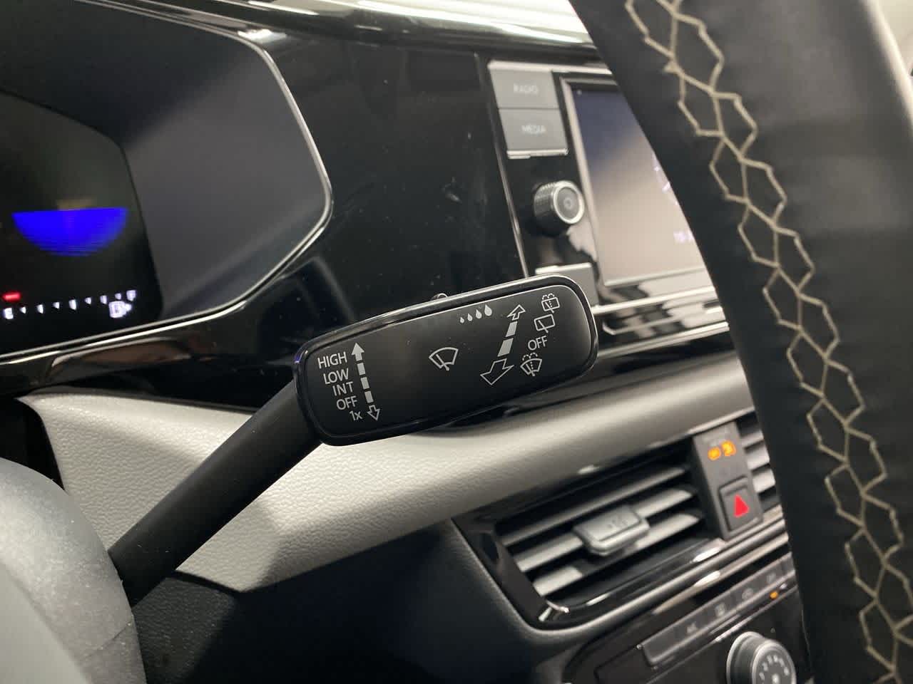 Thumbnail: 2024 Volkswagen Taos - 23