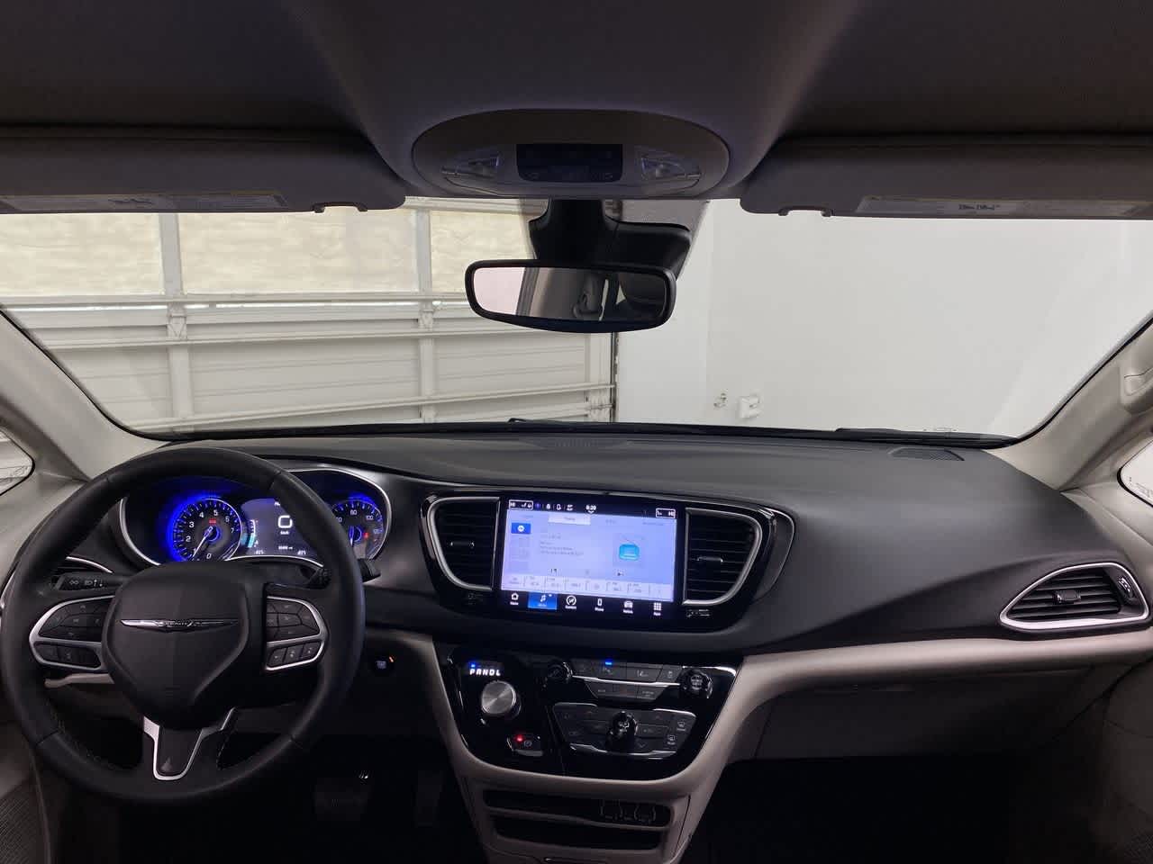 Thumbnail: 2024 Chrysler Pacifica - 12