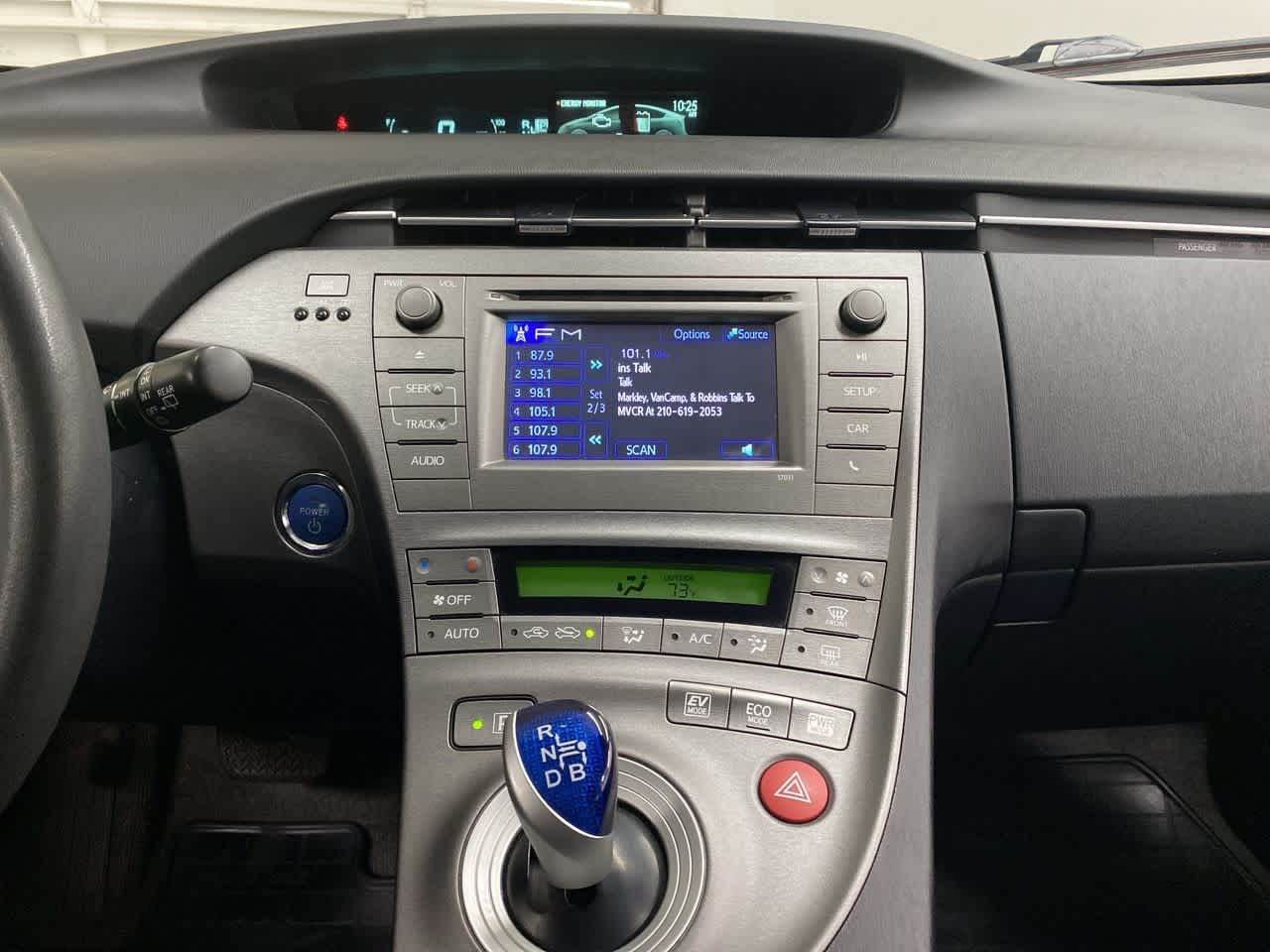 Thumbnail: 2013 Toyota Prius - 25