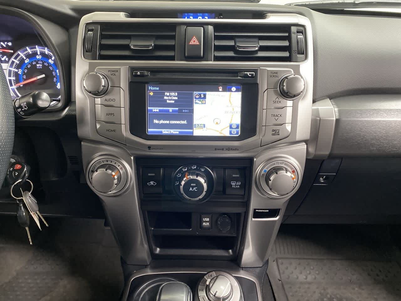 Thumbnail: 2018 Toyota 4Runner - 24