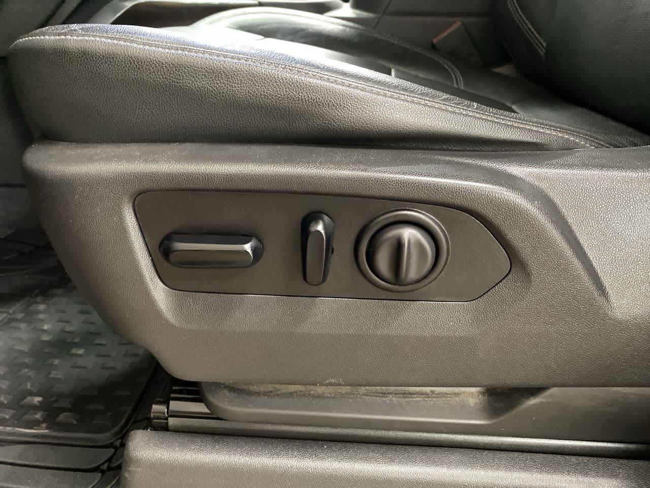 Thumbnail: 2020 GMC Sierra 1500 - 14