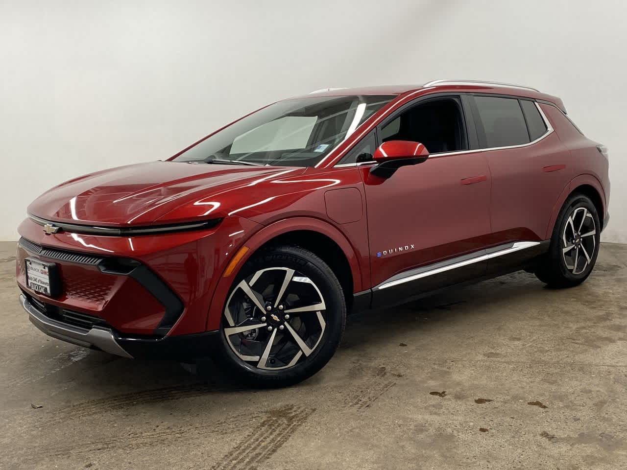 2025 Chevrolet Equinox EV LT's photo