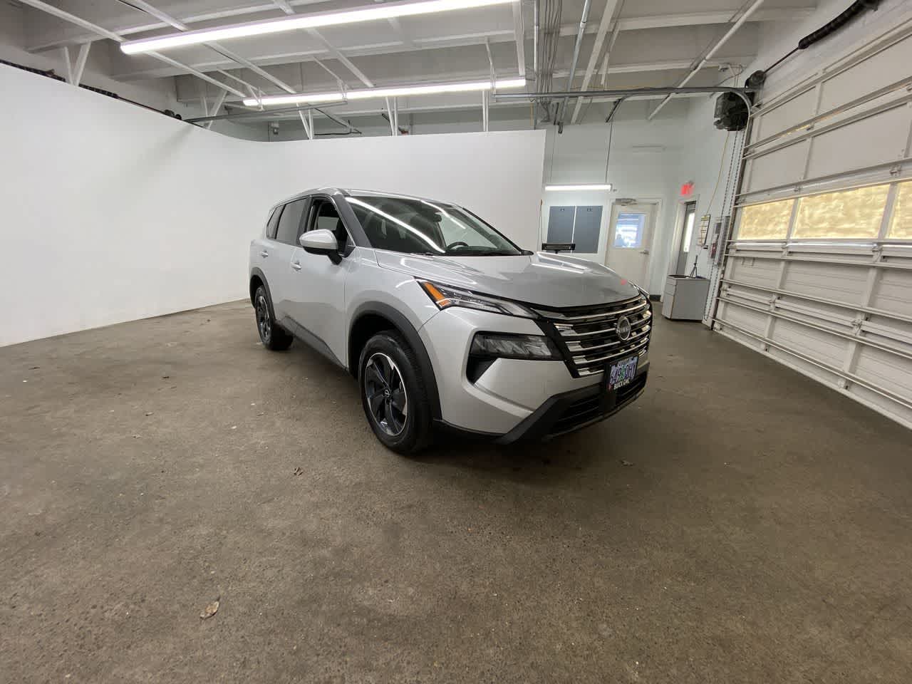 Thumbnail: 2025 Nissan Rogue - 8