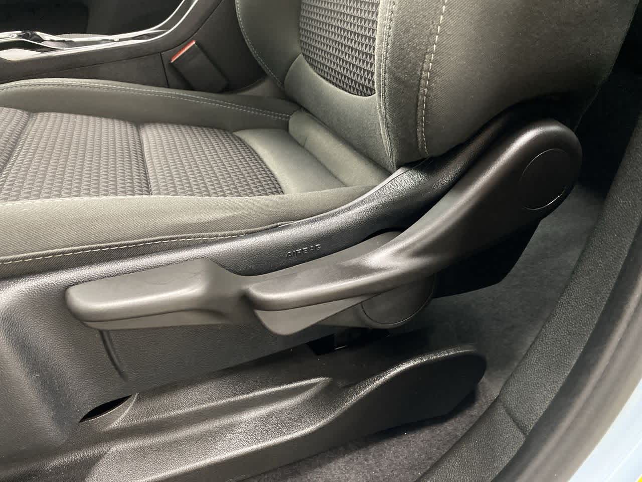 Thumbnail: 2022 Chevrolet Bolt EUV - 15