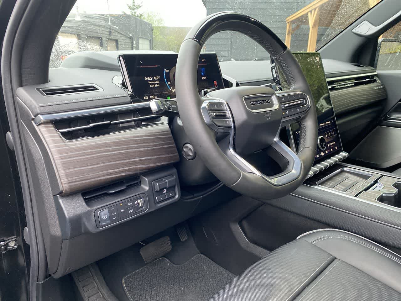 Thumbnail: 2025 GMC Sierra EV - 2