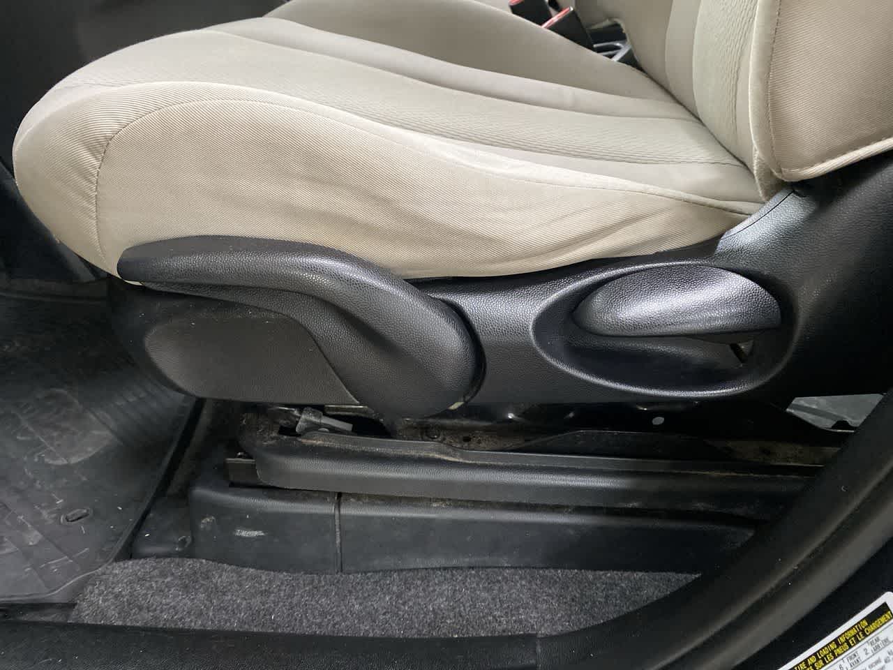 Thumbnail: 2014 Mazda Mazda5 - 15