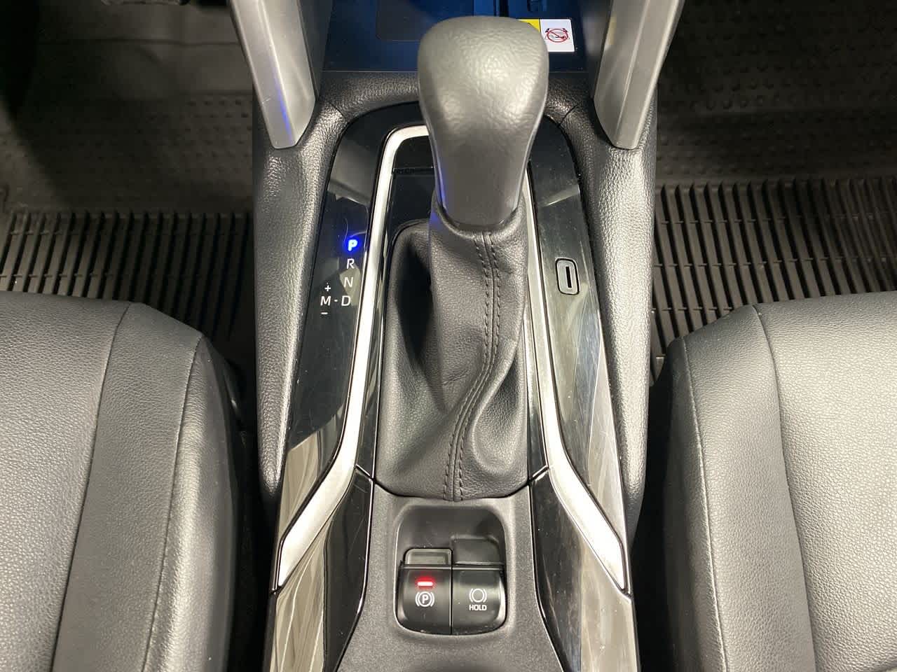 Thumbnail: 2022 Toyota Corolla Cross - 28