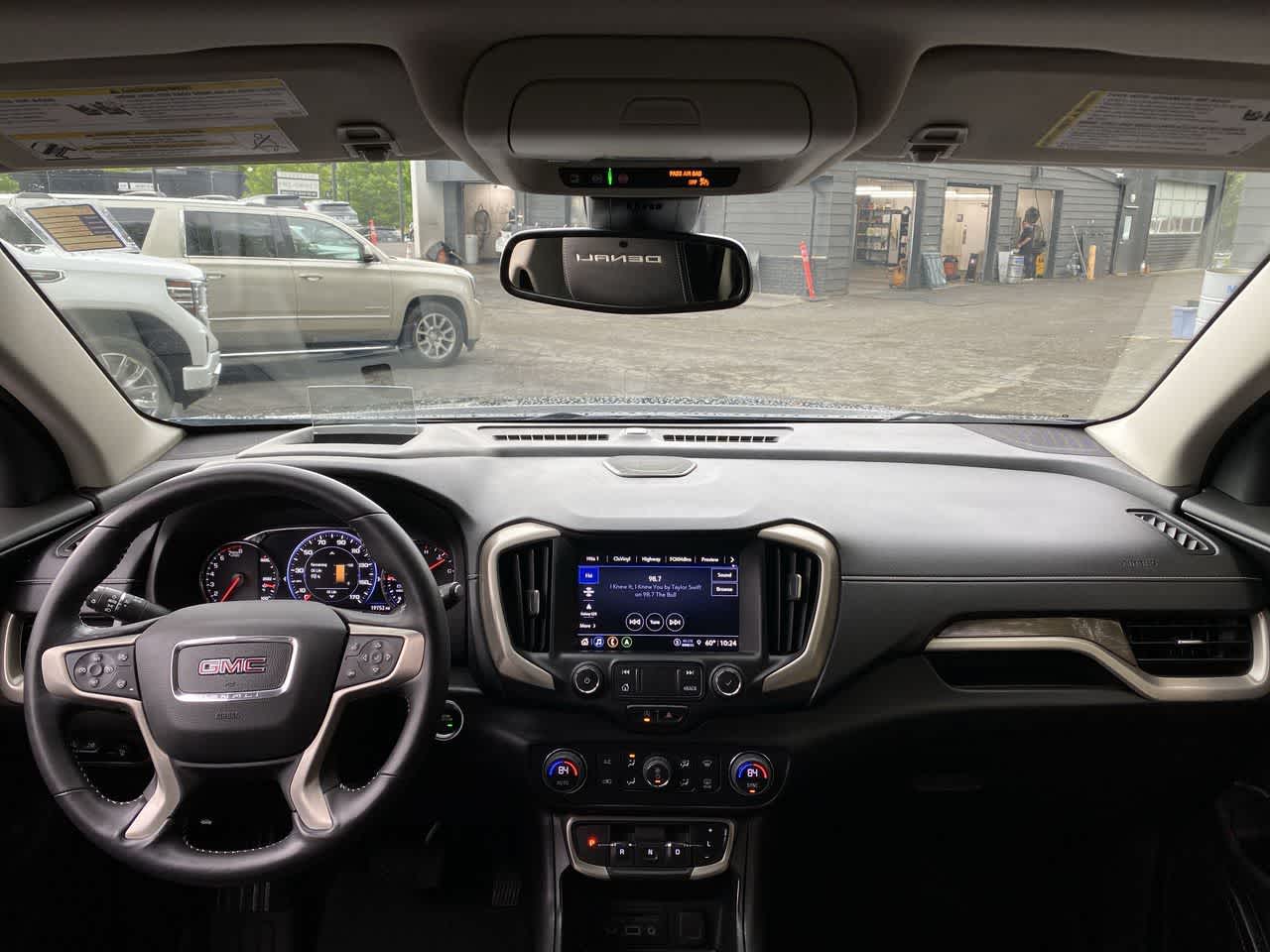 Thumbnail: 2022 GMC Terrain - 11