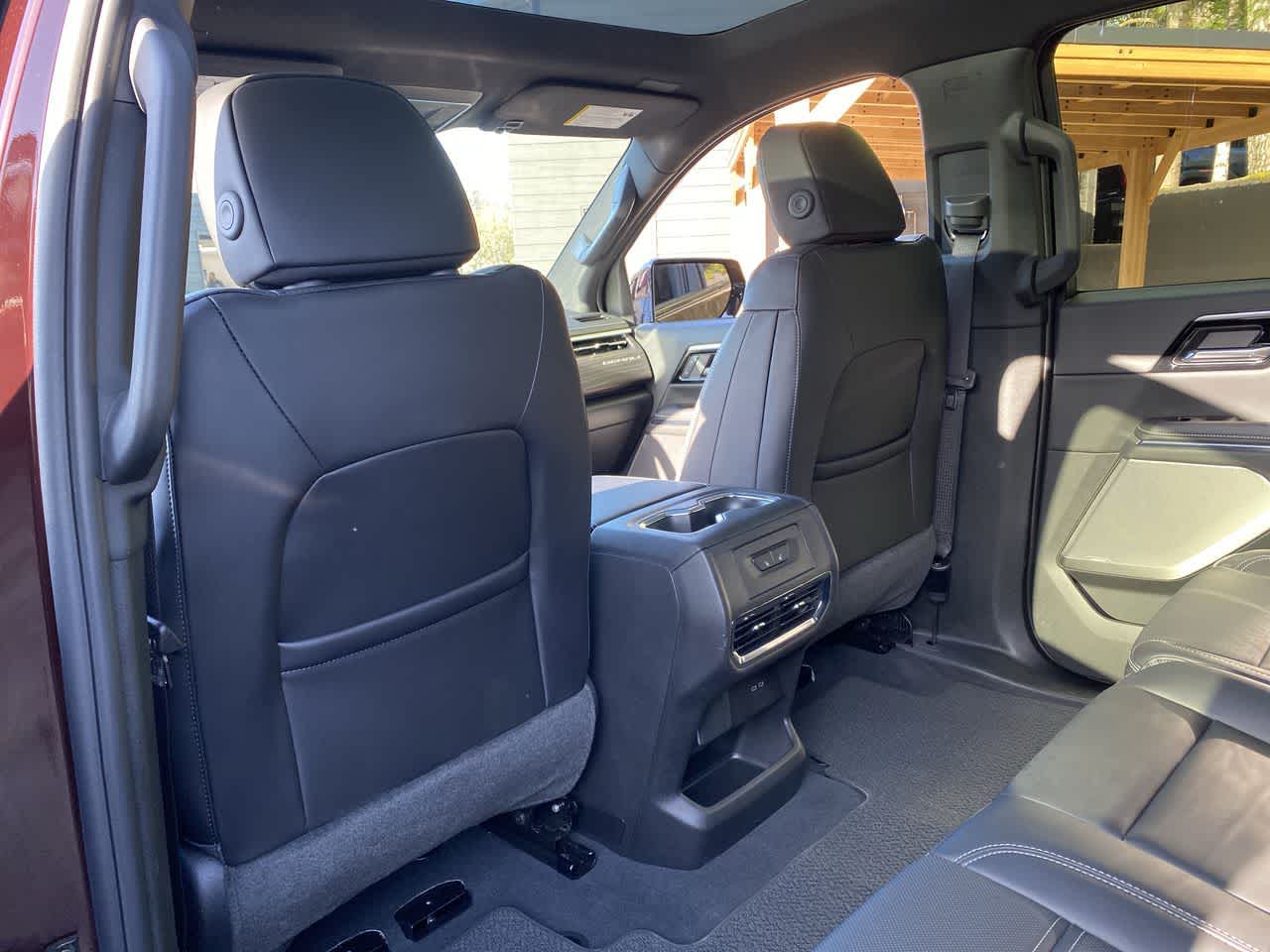 Thumbnail: 2025 GMC Sierra EV - 15