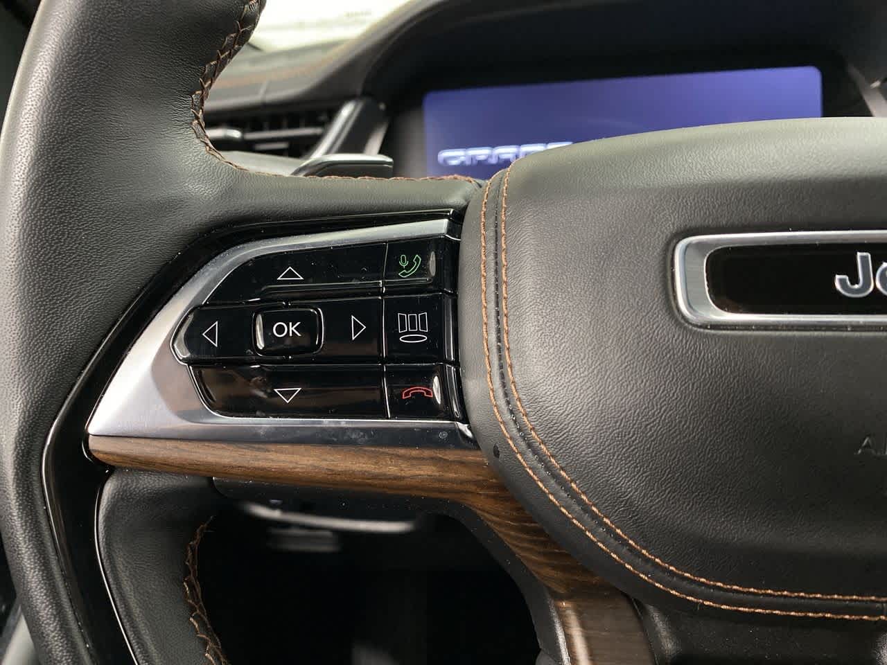 Thumbnail: 2023 Jeep Grand Cherokee - 21