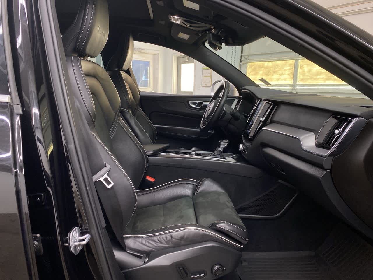 Thumbnail: 2019 Volvo XC60 - 20