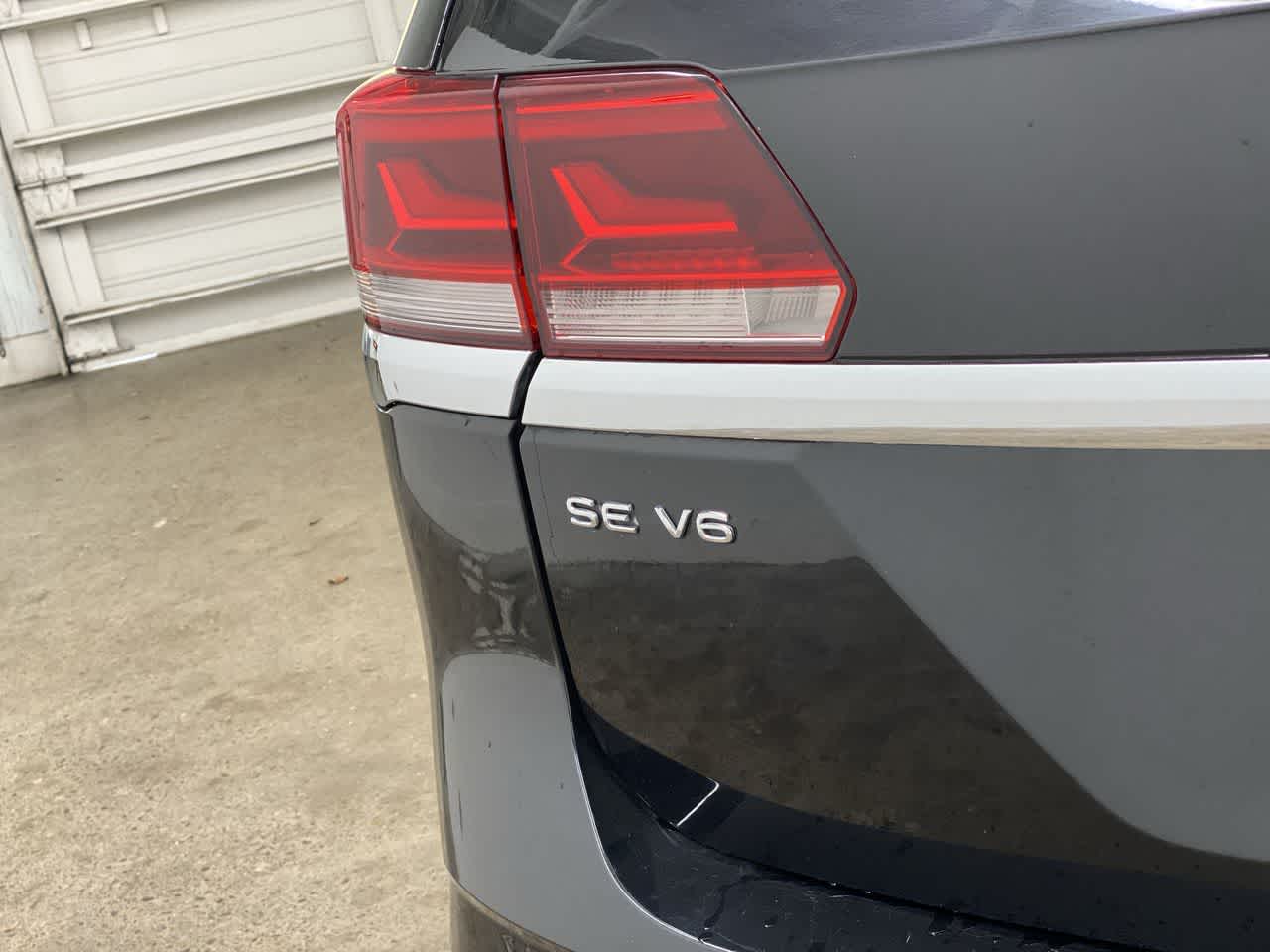 Thumbnail: 2021 Volkswagen Atlas - 10