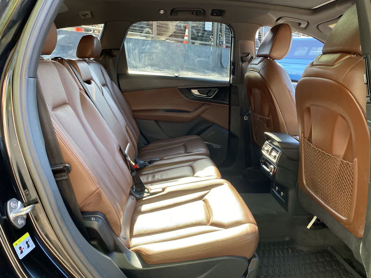 Thumbnail: 2019 Audi Q7 - 18