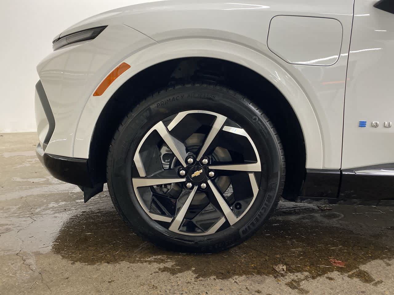 Thumbnail: 2025 Chevrolet Equinox - 11