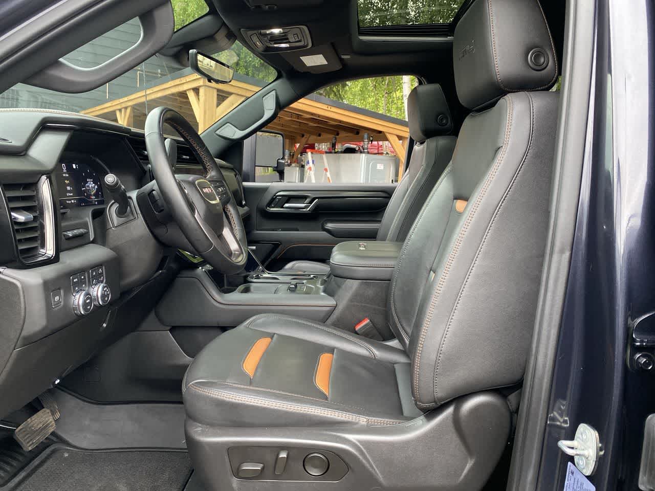 Thumbnail: 2024 GMC Sierra 2500 - 12