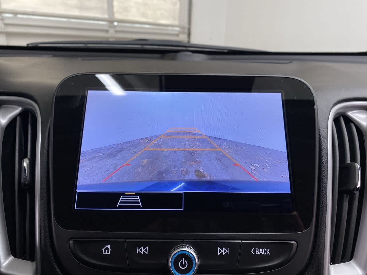 Thumbnail: 2023 Chevrolet Malibu - 25