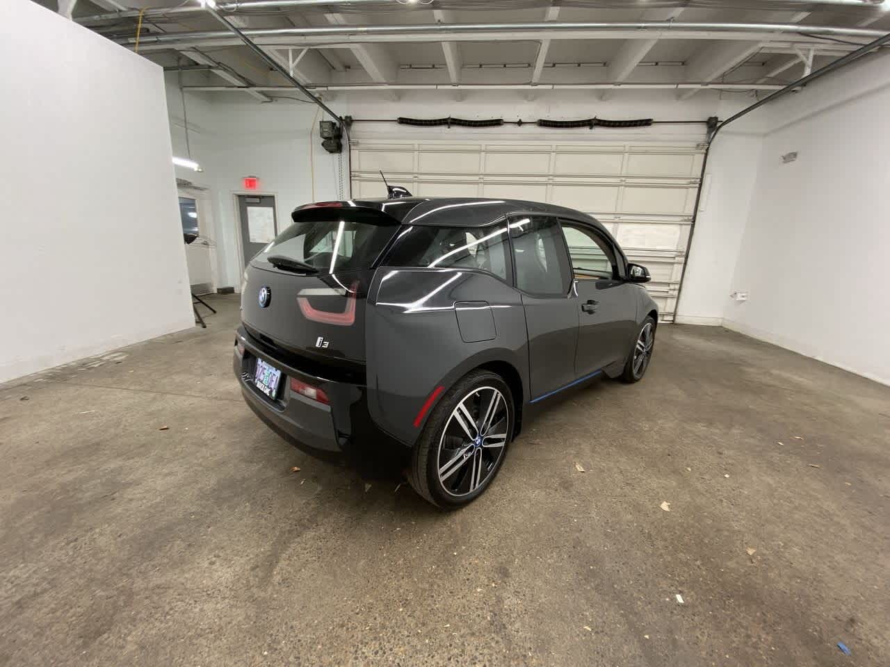 Thumbnail: 2015 BMW i3 - 6