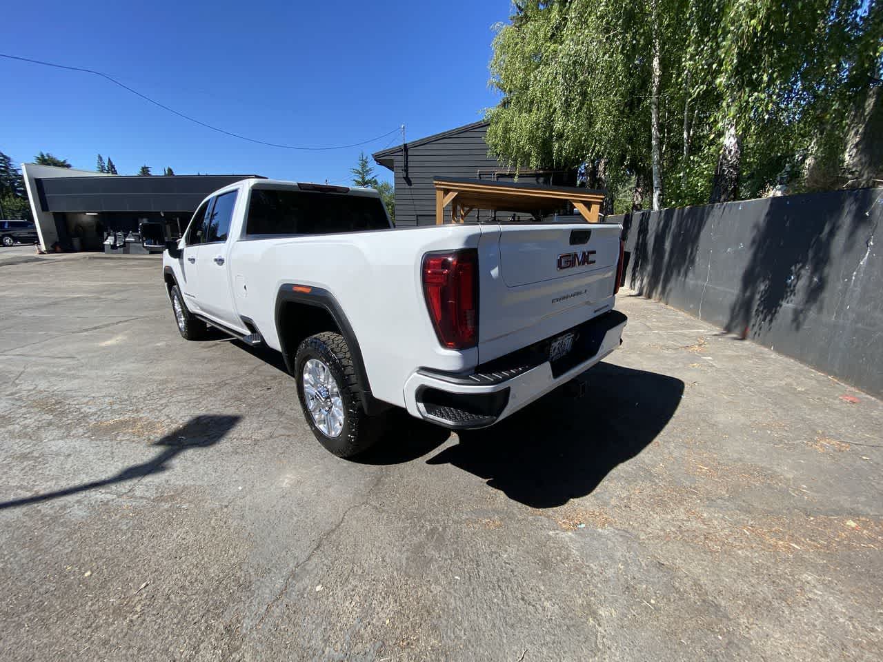 Thumbnail: 2022 GMC Sierra 3500 - 4