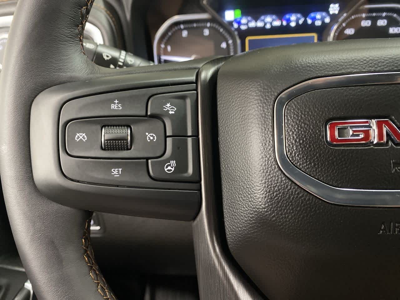 Thumbnail: 2022 GMC Sierra 2500 - 21