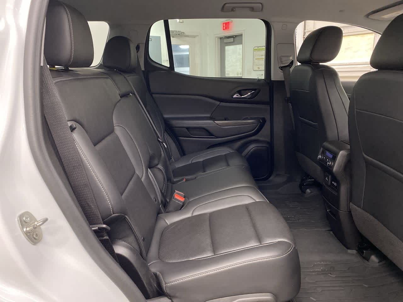 Thumbnail: 2023 GMC Acadia - 18