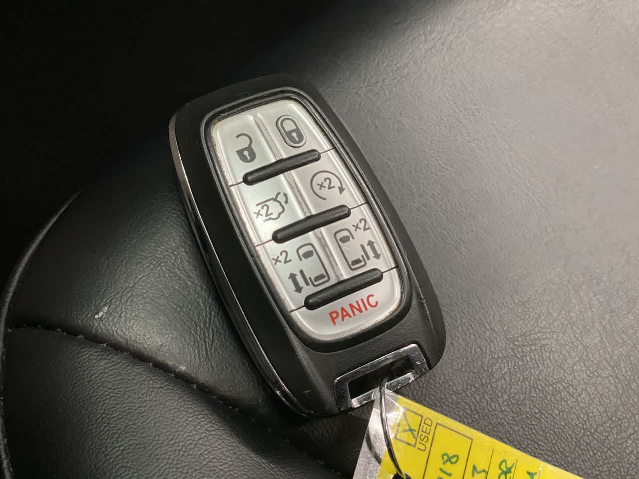 Thumbnail: 2023 Chrysler Pacifica - 30