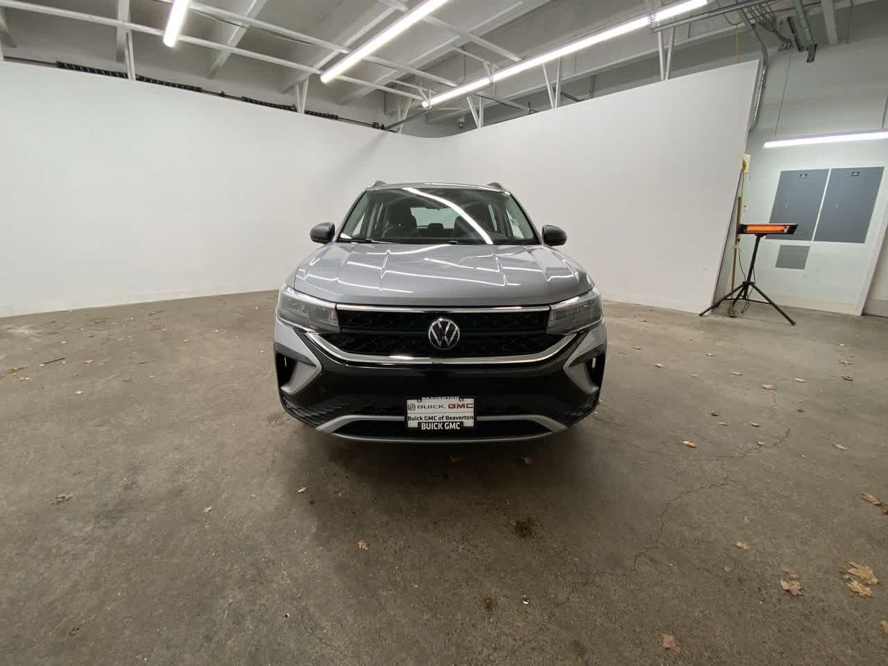 Thumbnail: 2024 Volkswagen Taos - 9