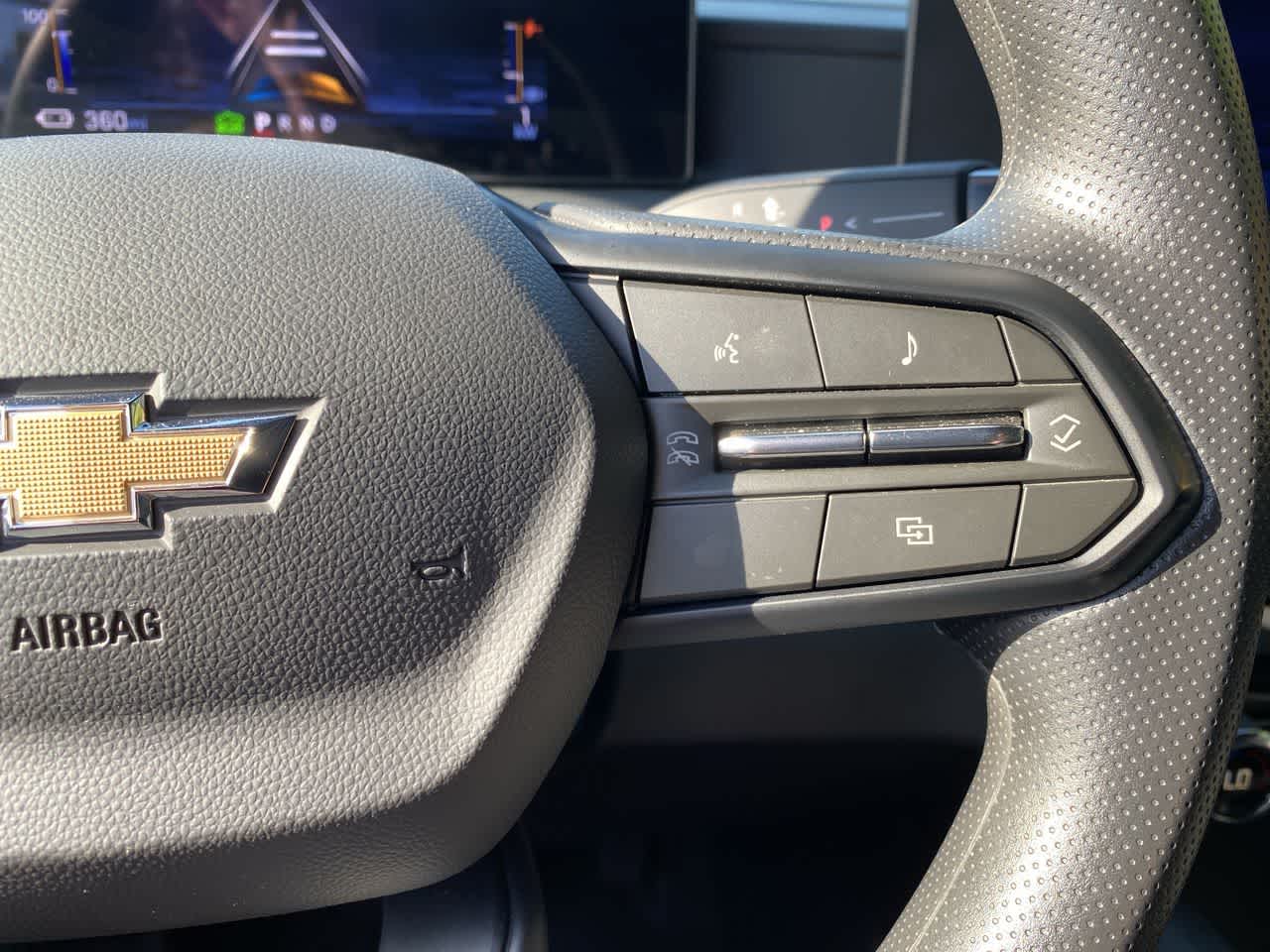 Thumbnail: 2025 Chevrolet Silverado EV - 21