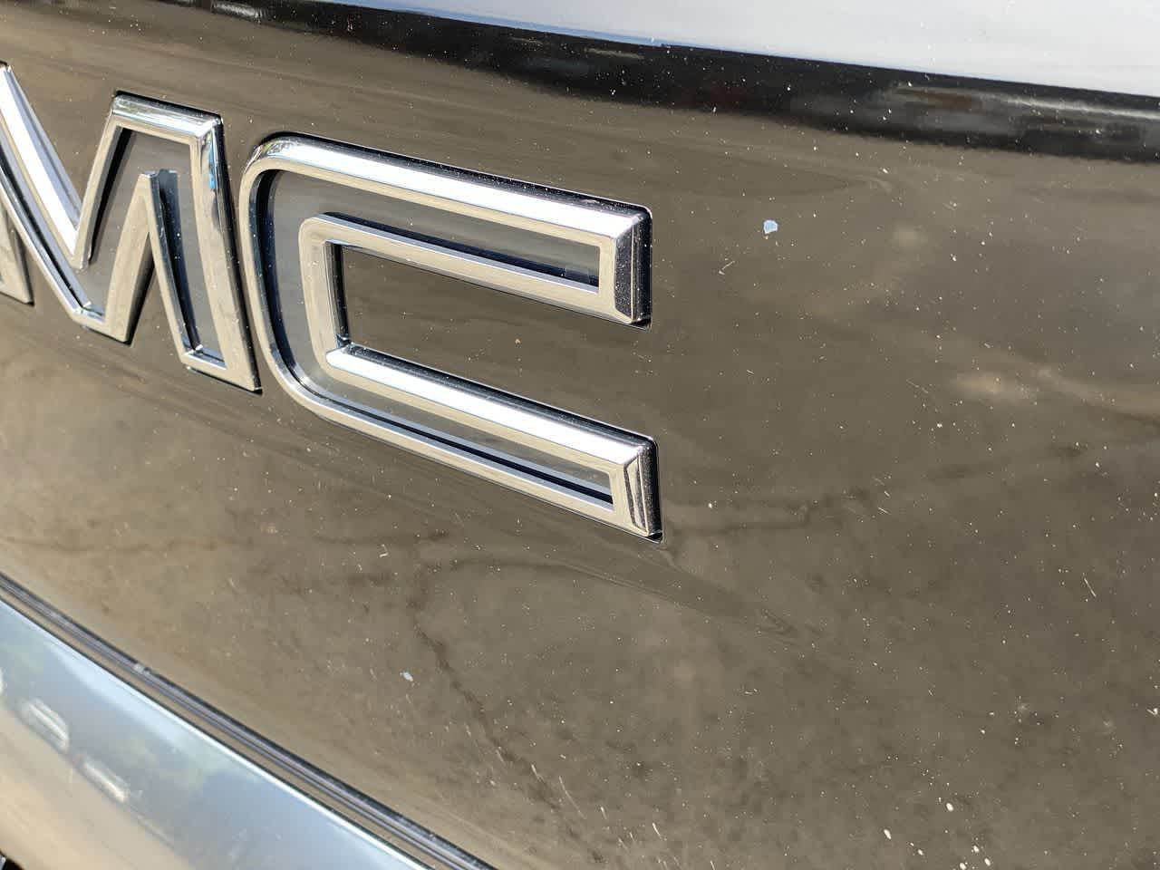 Thumbnail: 2025 GMC Sierra EV - 30