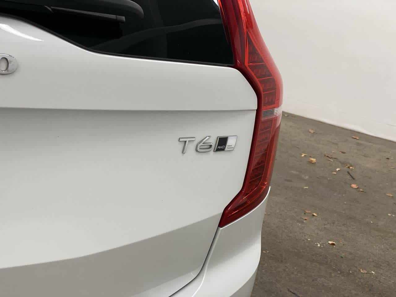 Thumbnail: 2022 Volvo XC90 - 11