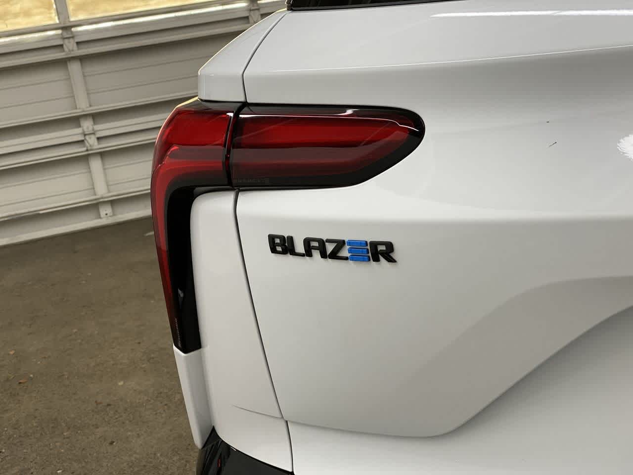 Thumbnail: 2024 Chevrolet Blazer EV - 10