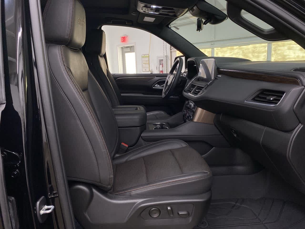 Thumbnail: 2024 Chevrolet Tahoe - 18