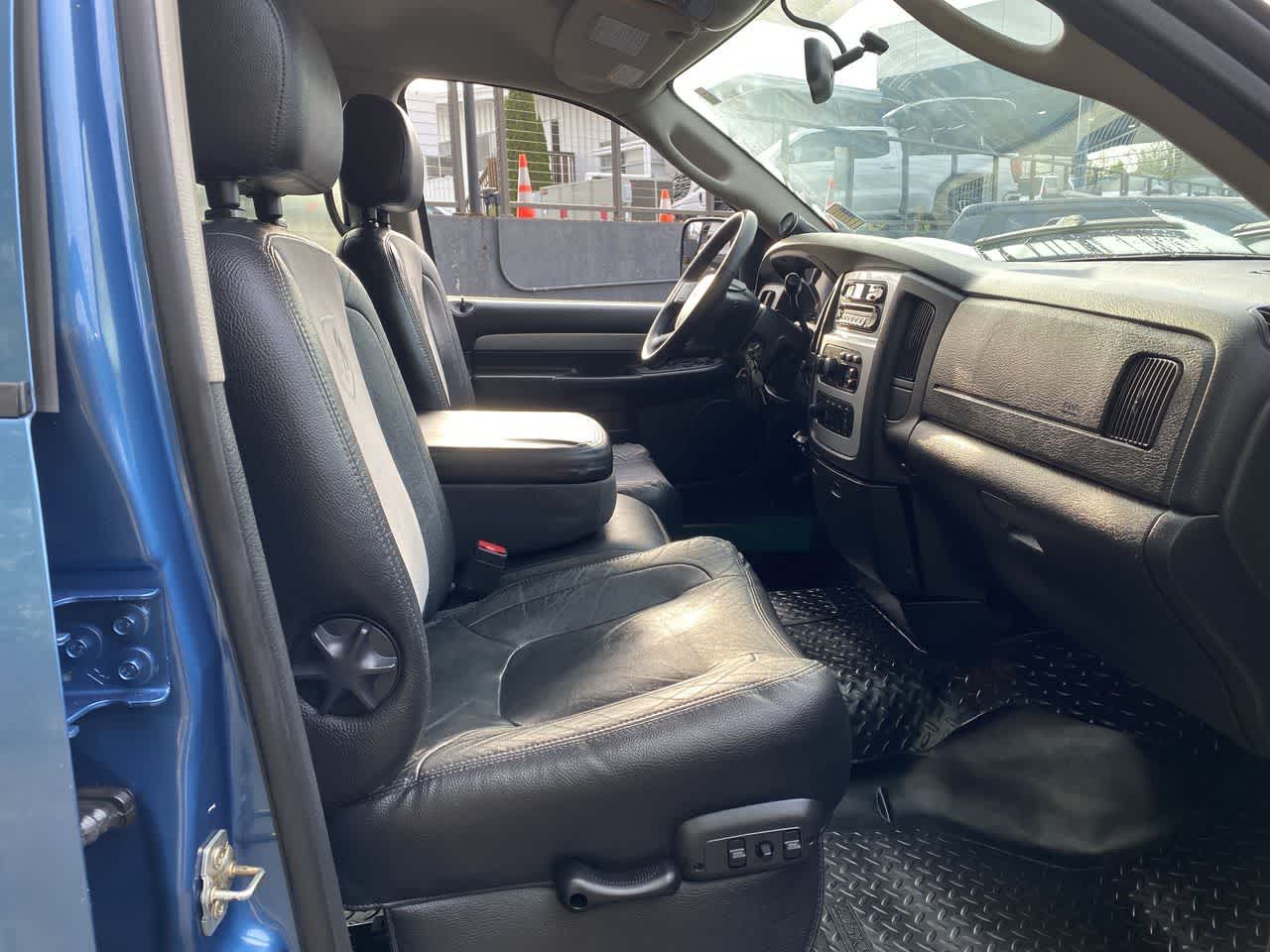Thumbnail: 2004 Dodge Ram 3500 - 18