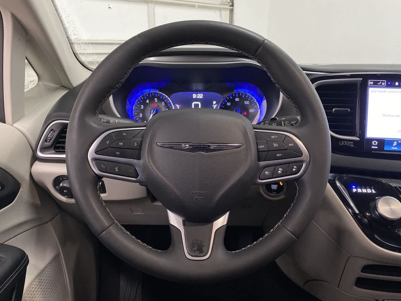 Thumbnail: 2024 Chrysler Pacifica - 19