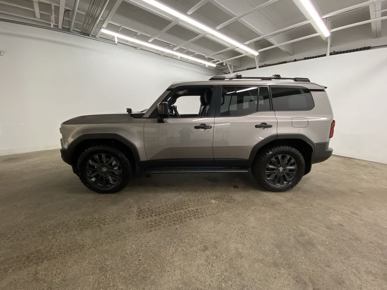 Thumbnail: 2025 Toyota Land Cruiser - 3