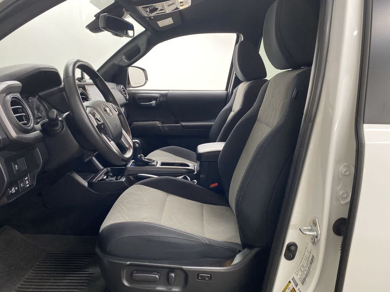 Thumbnail: 2023 Toyota Tacoma - 13