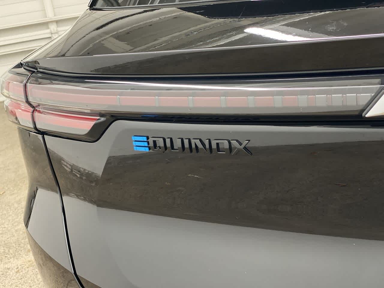 Thumbnail: 2024 Chevrolet Equinox - 10