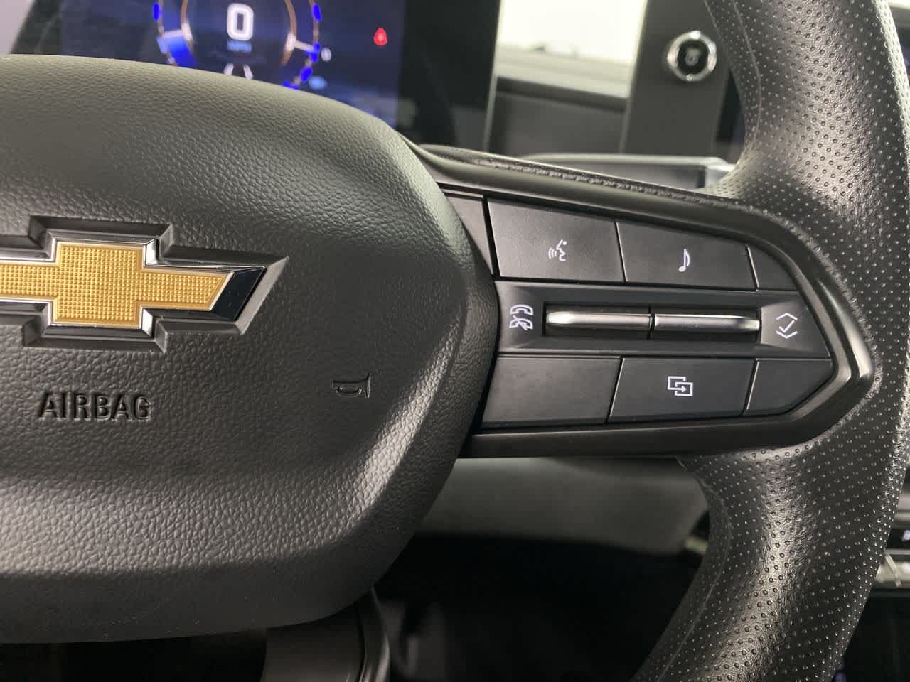 Thumbnail: 2024 Chevrolet Silverado EV - 21
