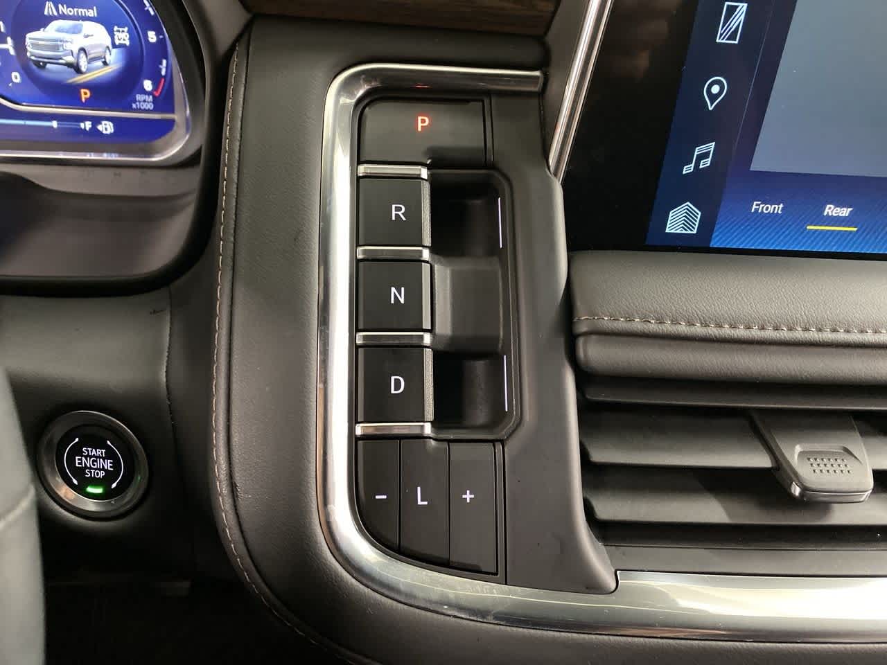 Thumbnail: 2024 Chevrolet Tahoe - 25