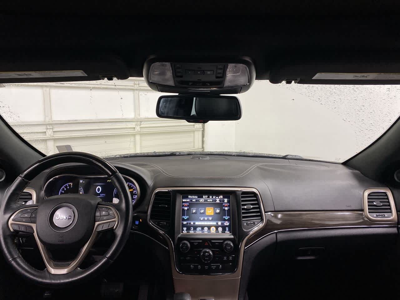 Thumbnail: 2016 Jeep Grand Cherokee - 12