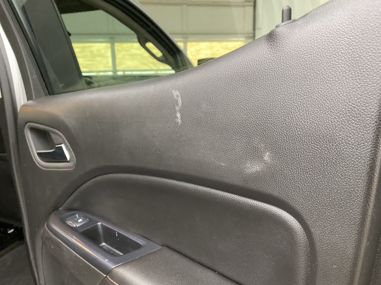 Thumbnail: 2017 GMC Canyon - 29