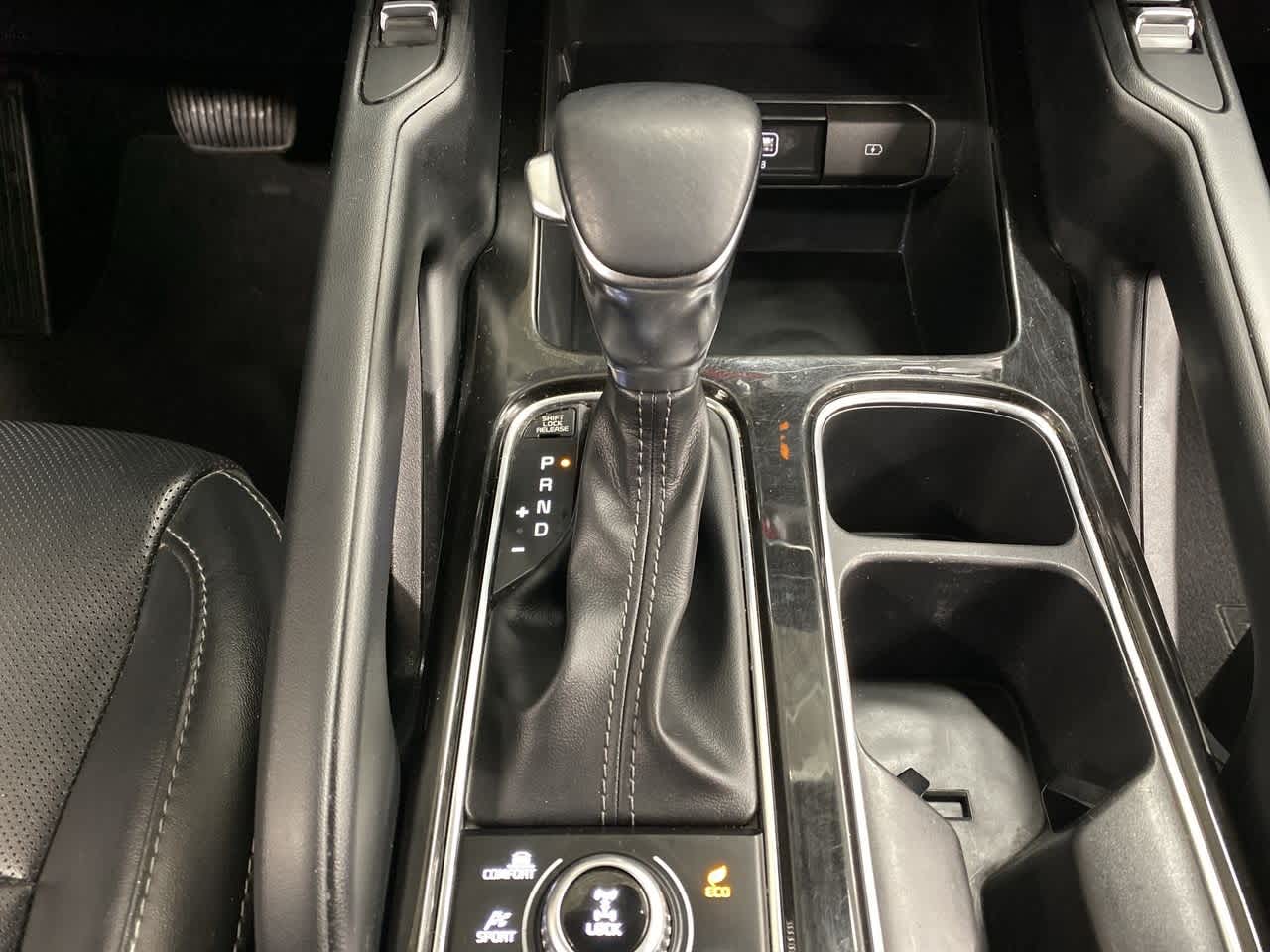 Thumbnail: 2020 Kia Telluride - 27