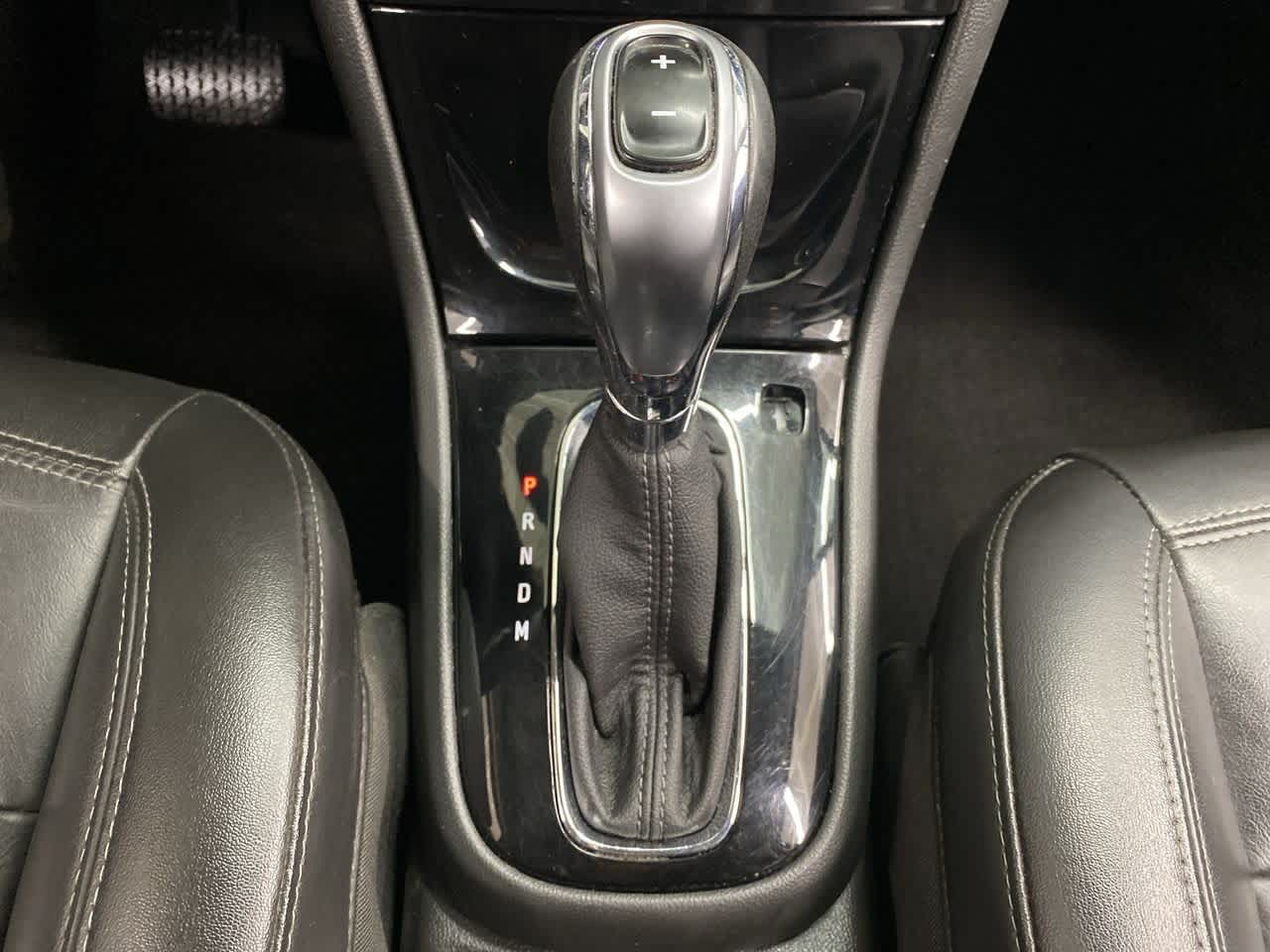 Thumbnail: 2020 Buick Encore - 27