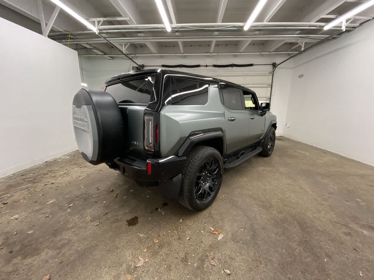 Thumbnail: 2024 GMC Hummer EV - 6