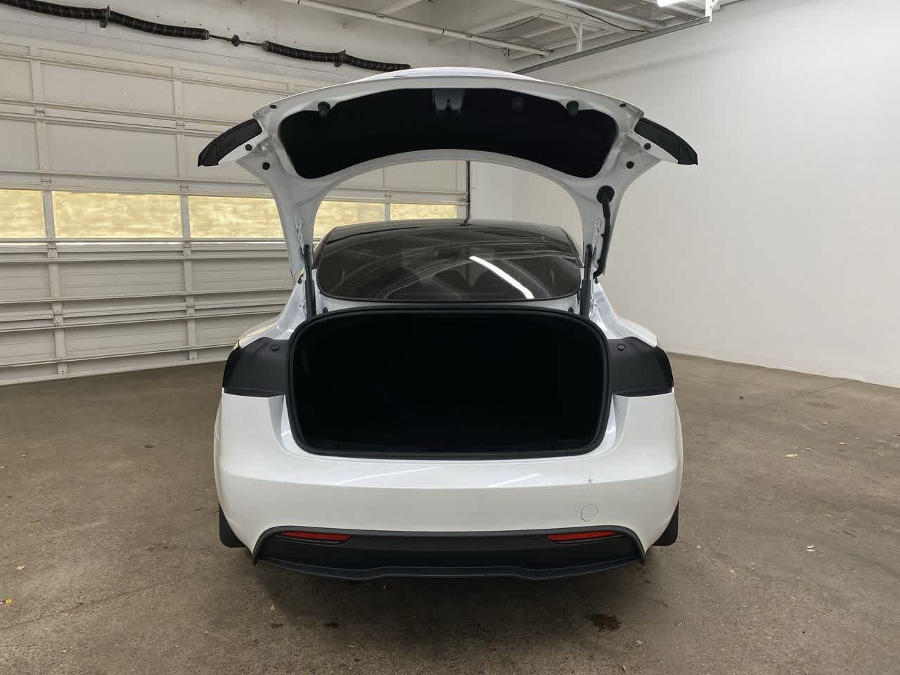 Thumbnail: 2025 Tesla Model 3 - 25