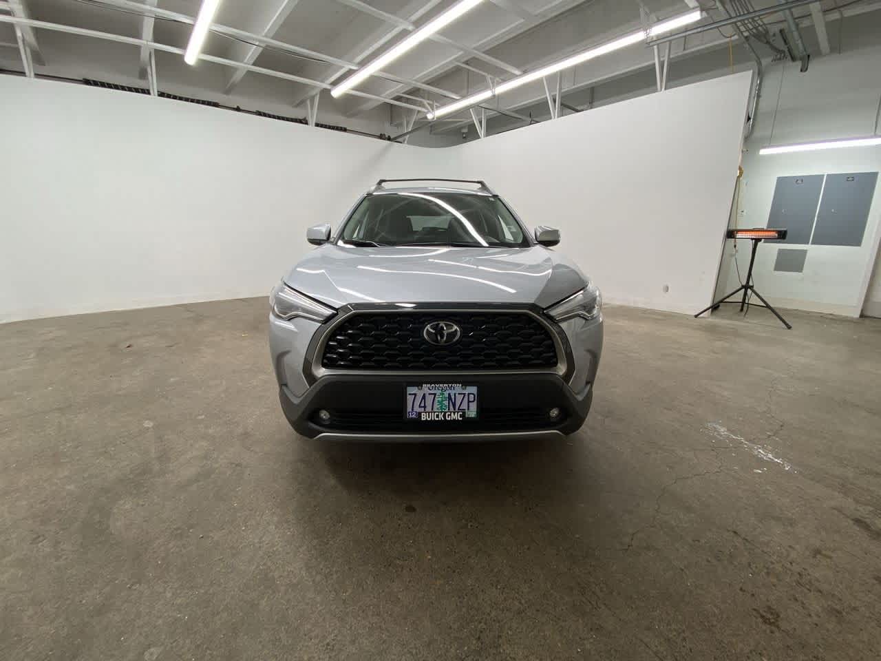 Thumbnail: 2022 Toyota Corolla Cross - 9