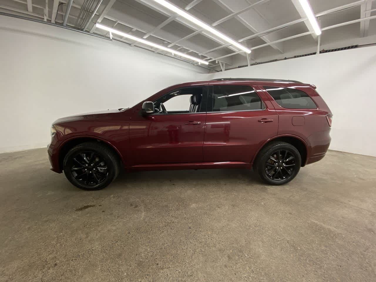 Thumbnail: 2018 Dodge Durango - 3