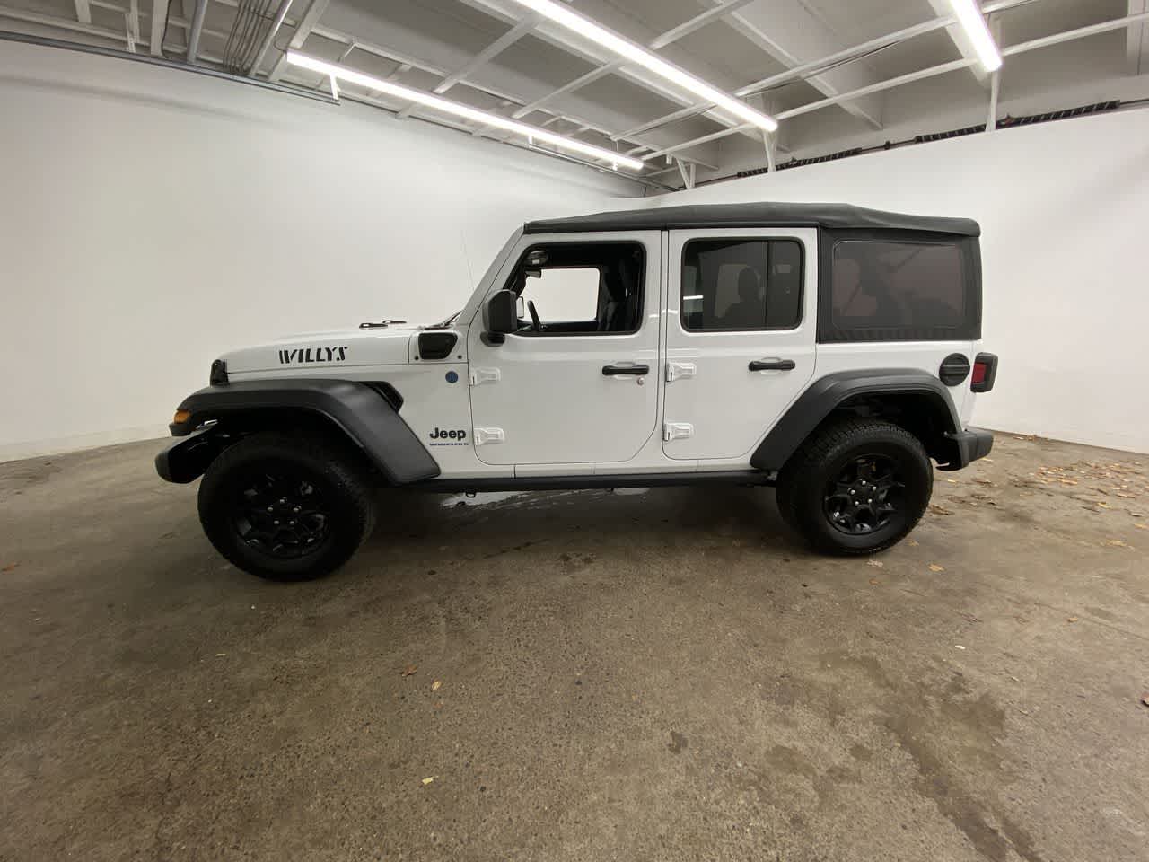 Thumbnail: 2023 Jeep Wrangler - 3