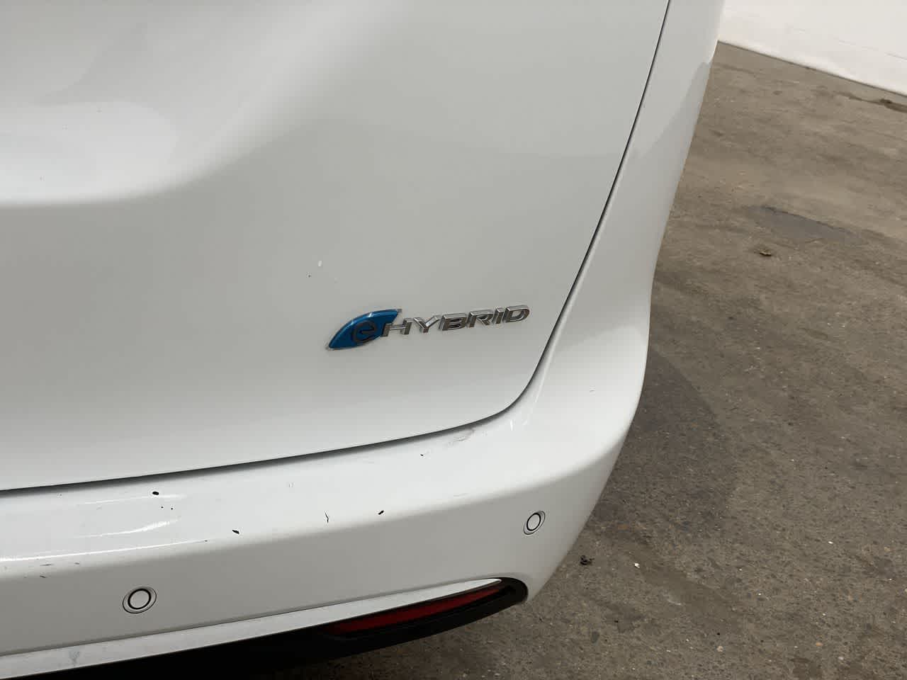 Thumbnail: 2023 Chrysler Pacifica - 11