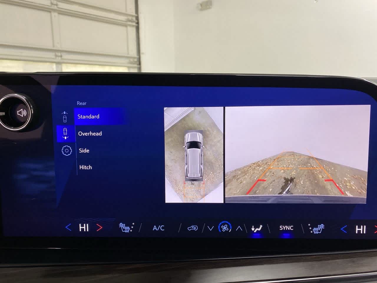 Thumbnail: 2025 Chevrolet Tahoe - 24